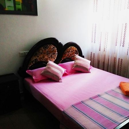 Ruslanka Homestay Ettukala Exterior photo
