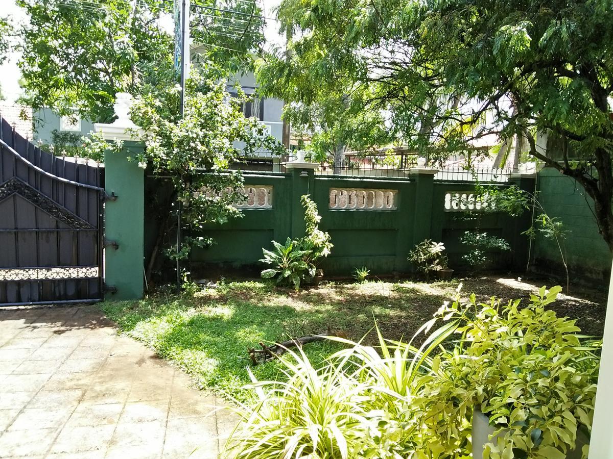 Ruslanka Homestay Ettukala Exterior photo