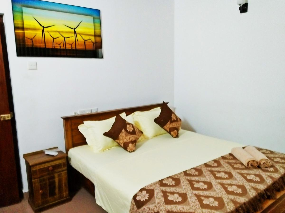 Ruslanka Homestay Ettukala Exterior photo
